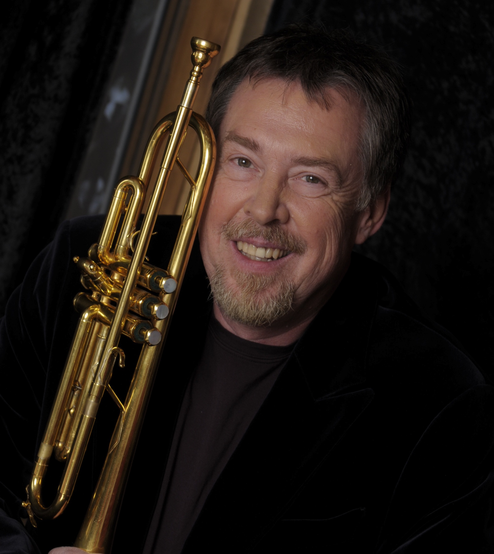 Darrell Leonard w horn